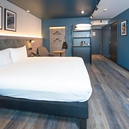 Ibis Styles London Gatwick Airport Crawley (West Sussex) Exterior foto