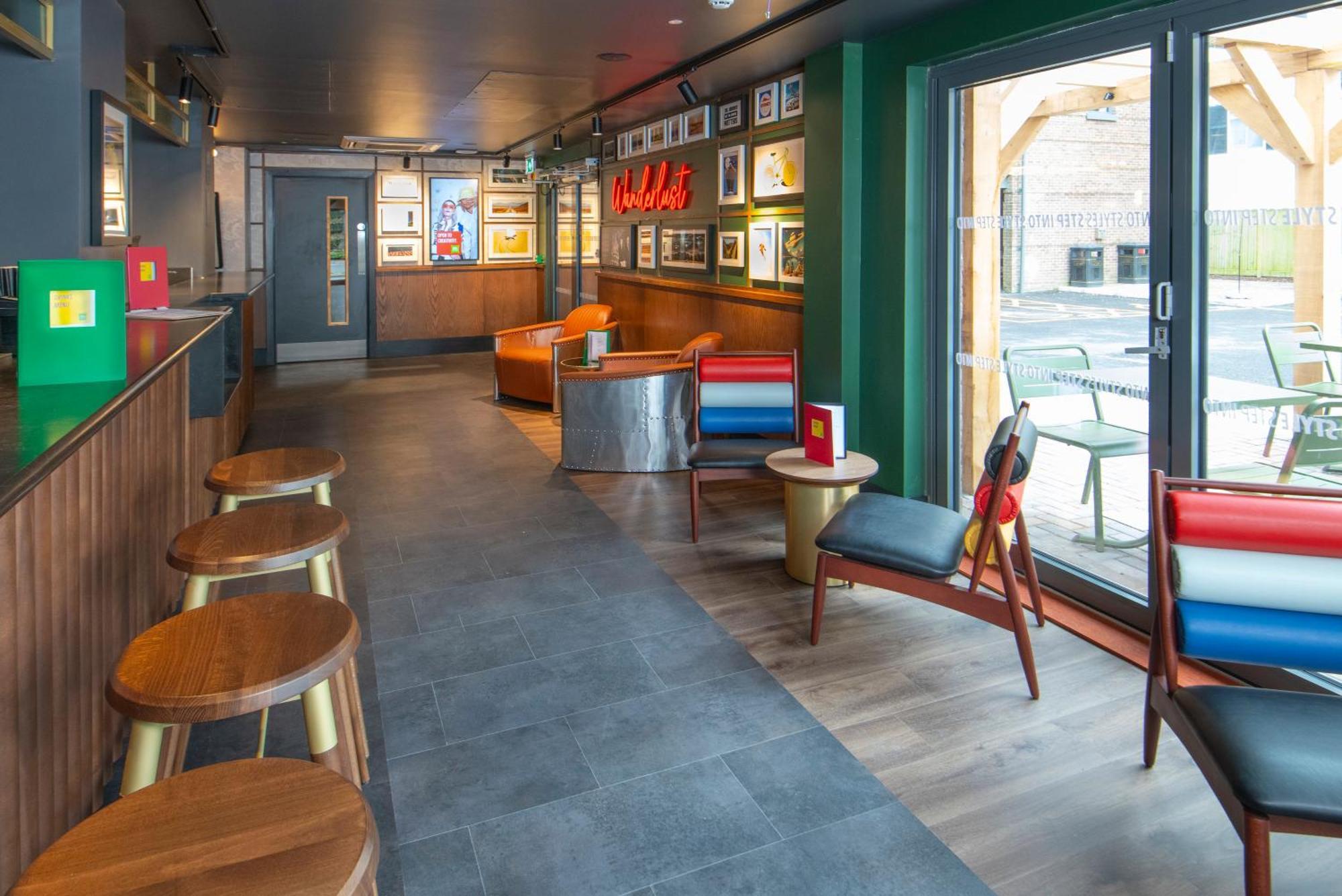 Ibis Styles London Gatwick Airport Crawley (West Sussex) Exterior foto