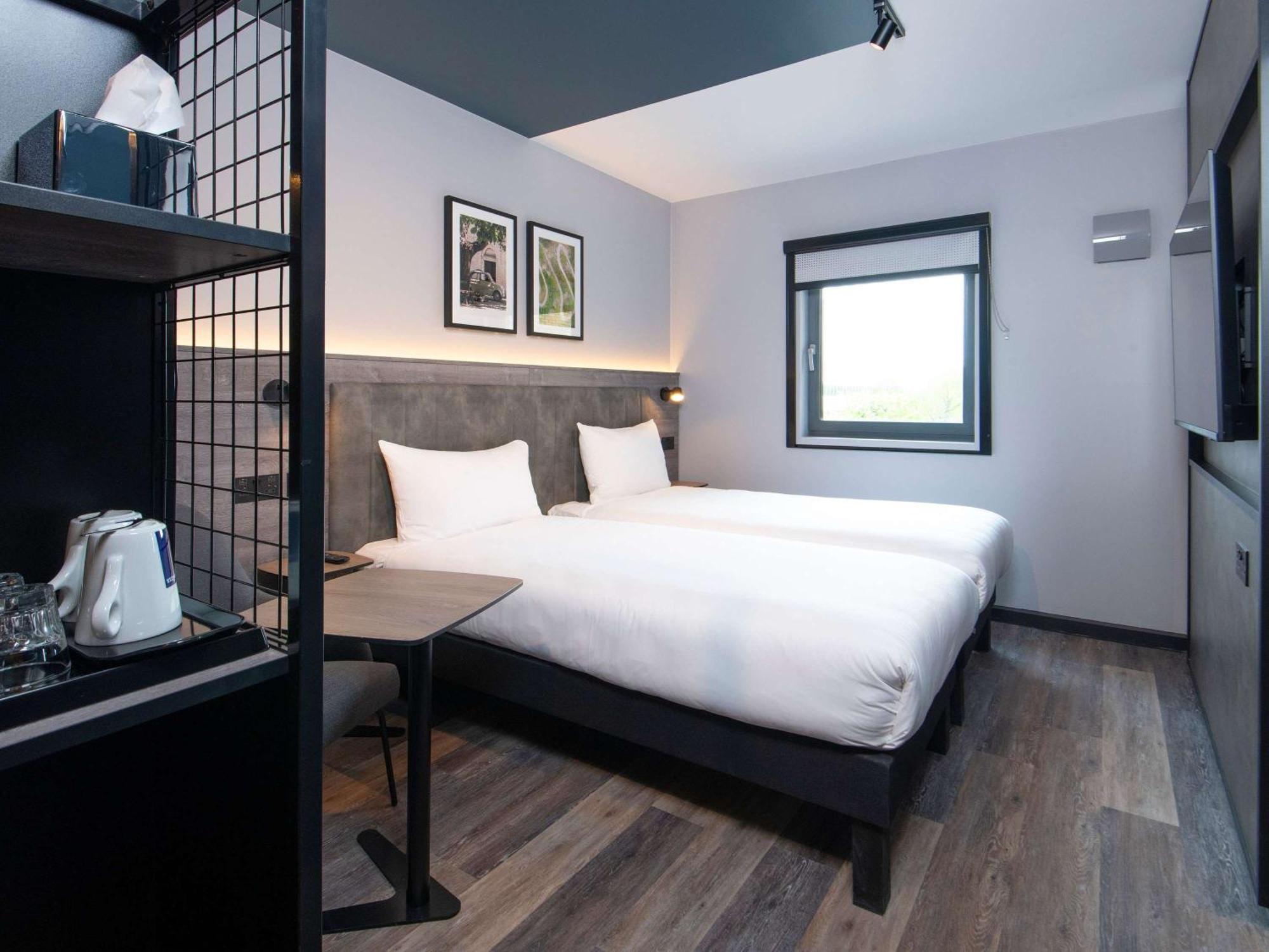 Ibis Styles London Gatwick Airport Crawley (West Sussex) Exterior foto