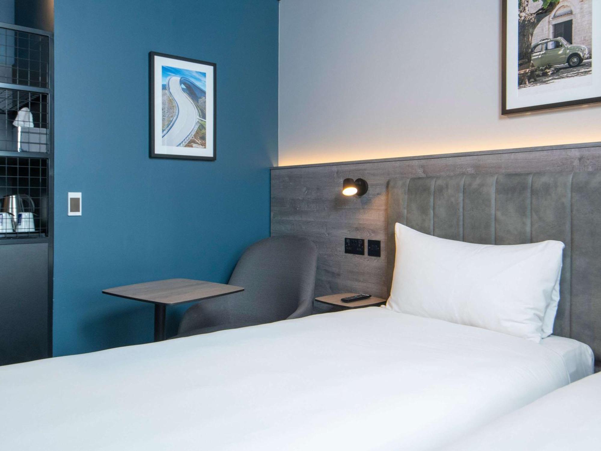 Ibis Styles London Gatwick Airport Crawley (West Sussex) Exterior foto