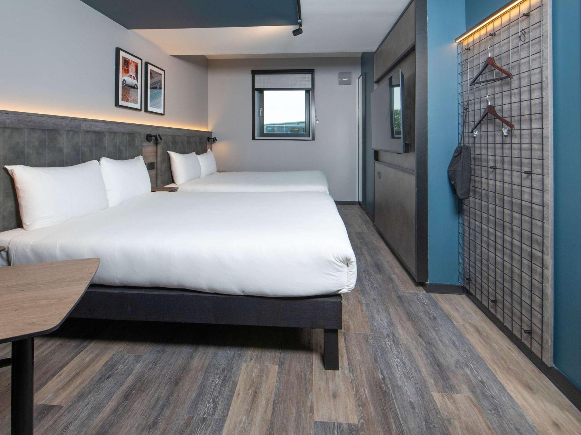 Ibis Styles London Gatwick Airport Crawley (West Sussex) Exterior foto