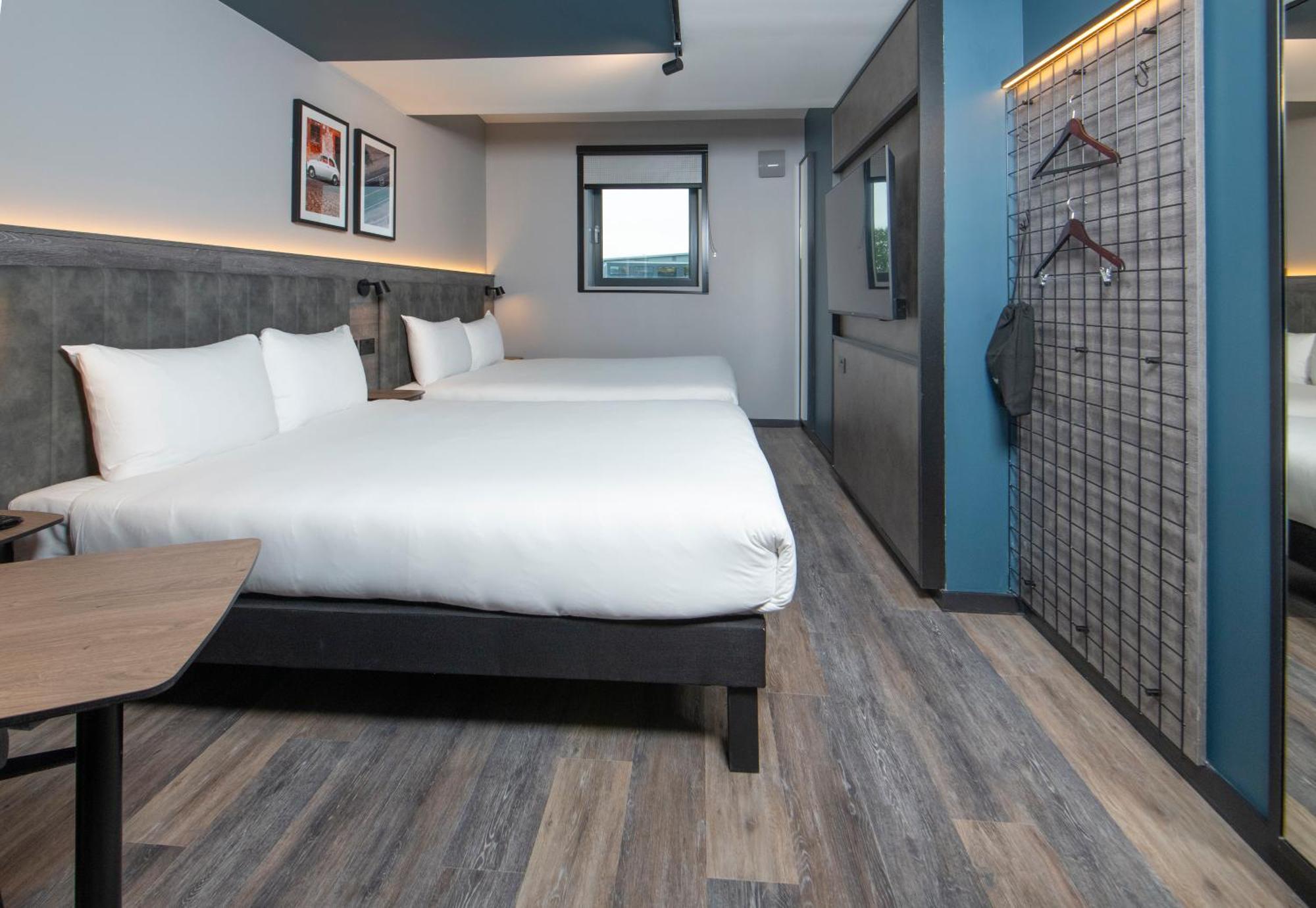 Ibis Styles London Gatwick Airport Crawley (West Sussex) Exterior foto